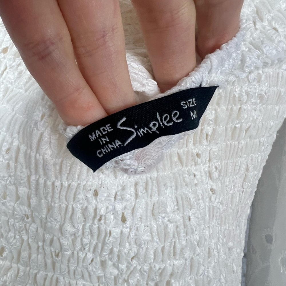 Simplee Elegant White Eyelet Summer Dress Size Medium - Picture 5 of 7